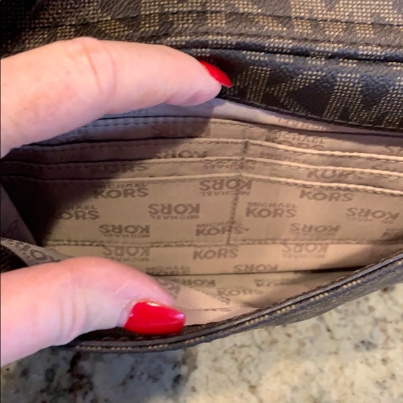 MK bag and wallet - Picture 2 of 8